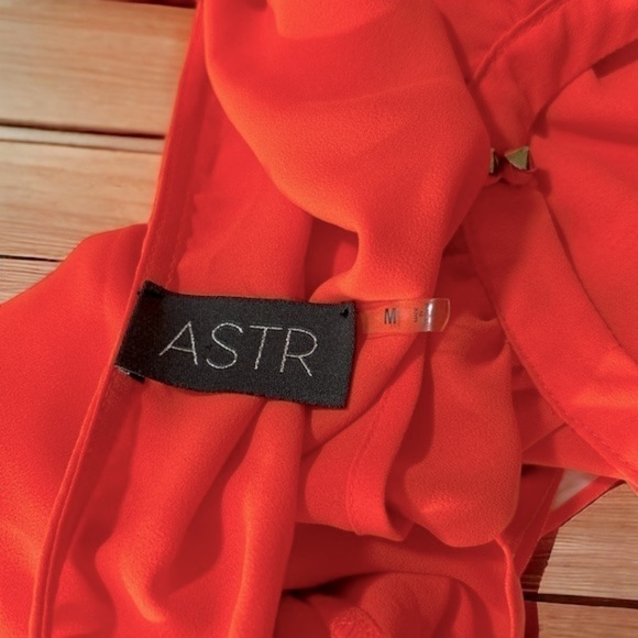 ASTR Halter Blouse | SIZE M - Picture 2 of 6